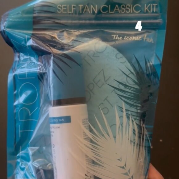 Meet your Posher, Andrea - Picture 6 of 6